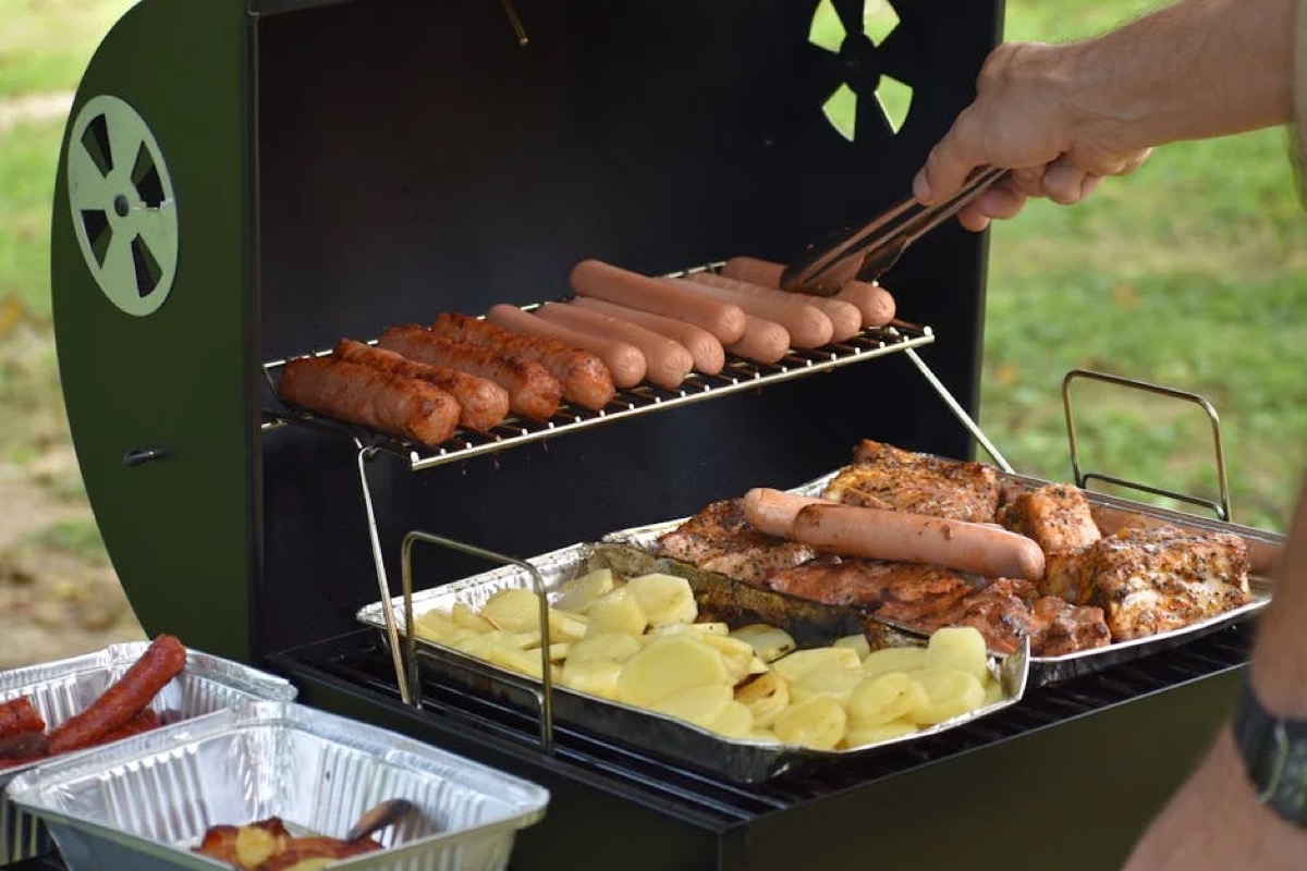 Offset Smoker Buyer's Guide: What You Need to Know